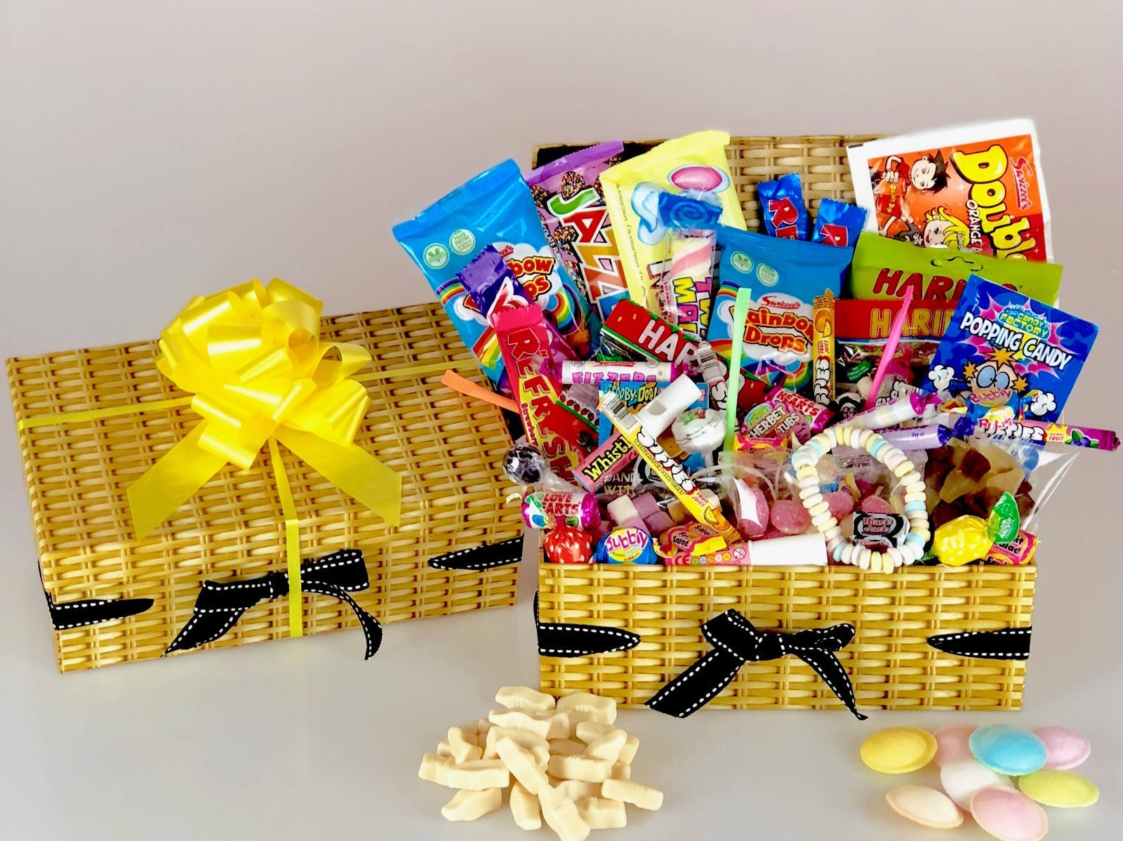 The DELUXE RETRO SWEET HAMPER GIFT Box Birthday Get Well Dad Get Mothers Day